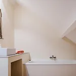 La Pommeraie Villa *