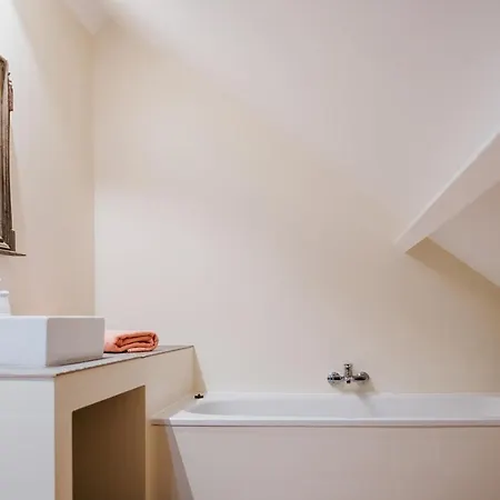 La Pommeraie Villa *