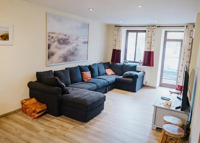 La Pommeraie Villa *